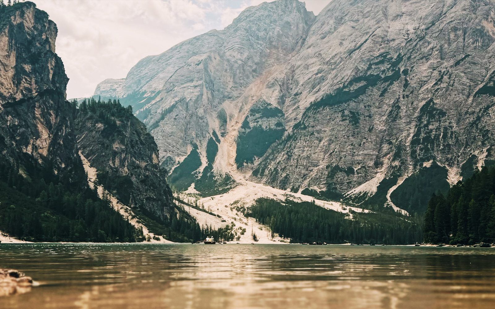 Lago di Braies, het noordelijke startpunt van de Alta Via 1